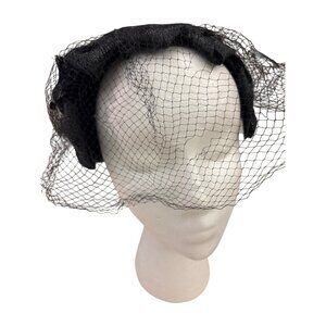 Vintage Black Veiled Fascinator Hat Cocktail Church Funeral Derby SEE READ